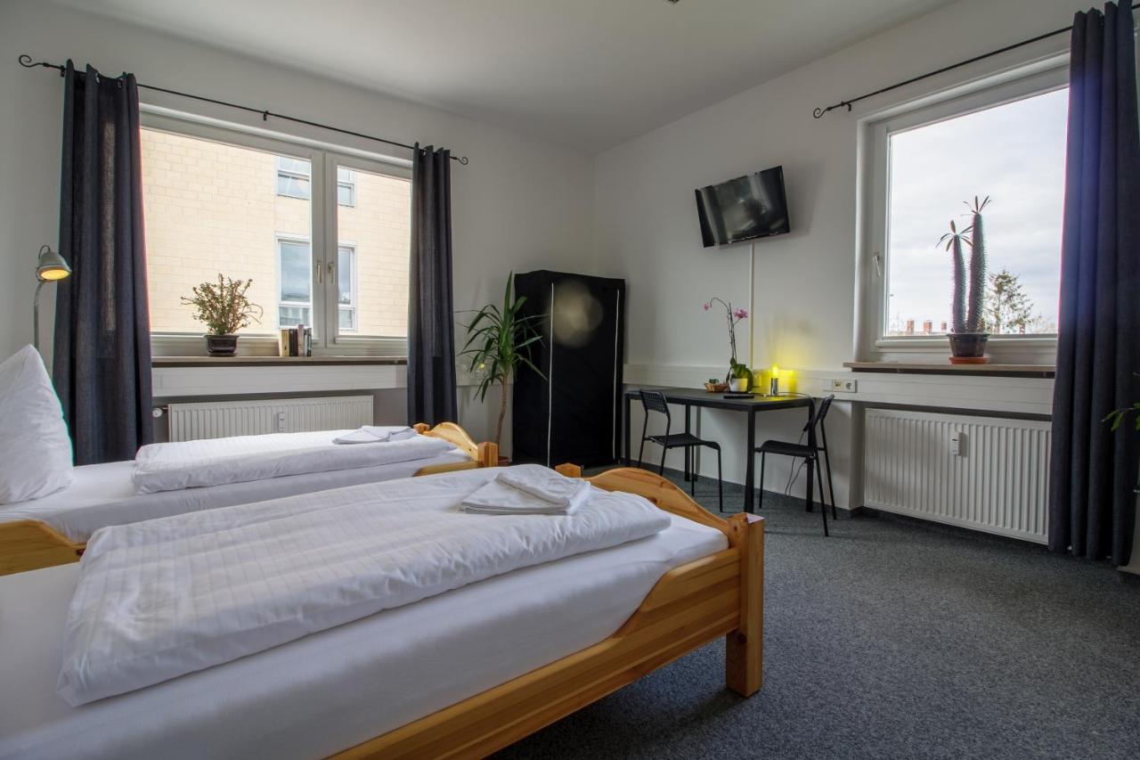 1 / 2 * Karlsruhe